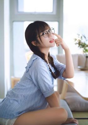 小姑娘
